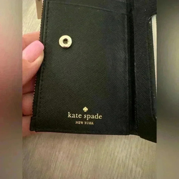 Kate Spade Black Leather Snap Card Case - Picture 2 of 7